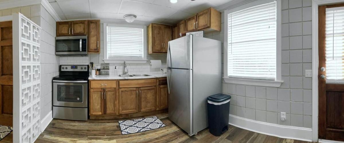 Amazing Cottage - Located On Blue Mile - Close To Gsu! Statesboro Extérieur photo